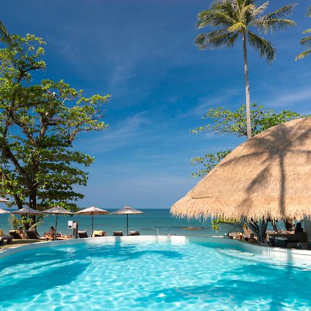 Eden Beach Khaolak Resort And Spa A Lopesan Collection Hotel - Sha Extra Plus Кхаулак Экстерьер фото The swimming pool at the resort