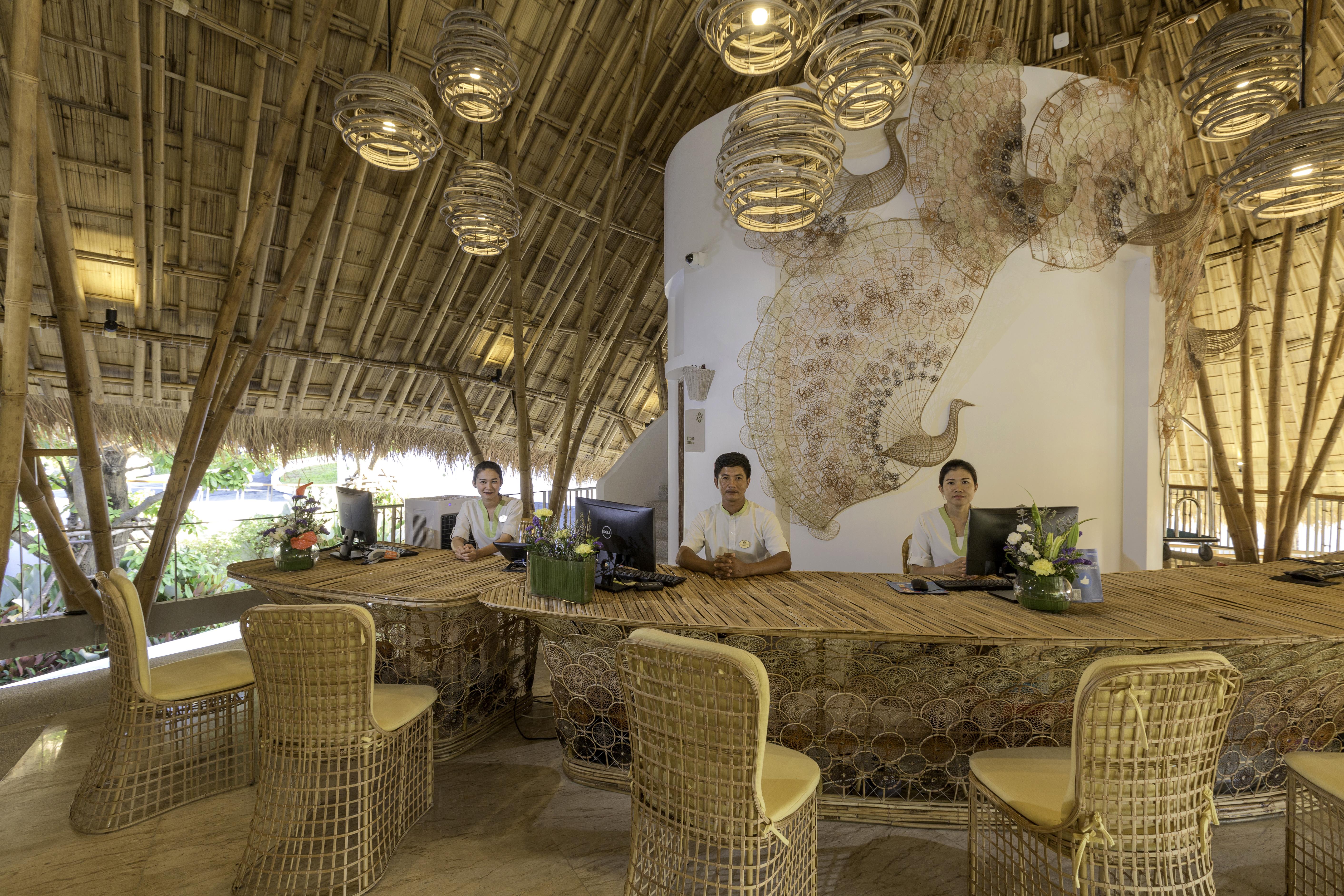 Eden Beach Khaolak Resort And Spa A Lopesan Collection Hotel - Sha Extra Plus Кхаулак Экстерьер фото Reception at the resort