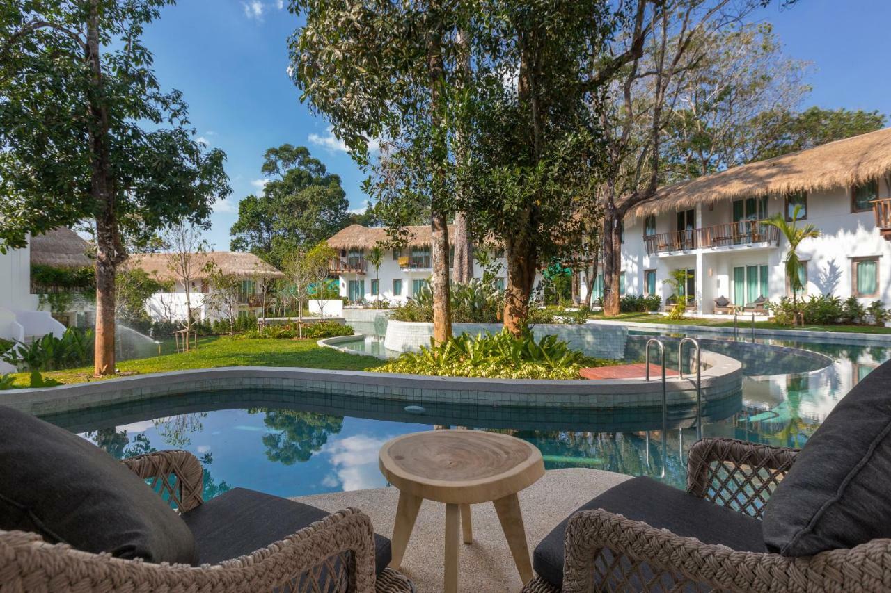 Eden Beach Khaolak Resort And Spa A Lopesan Collection Hotel - Sha Extra Plus Кхаулак Экстерьер фото The Village Pool