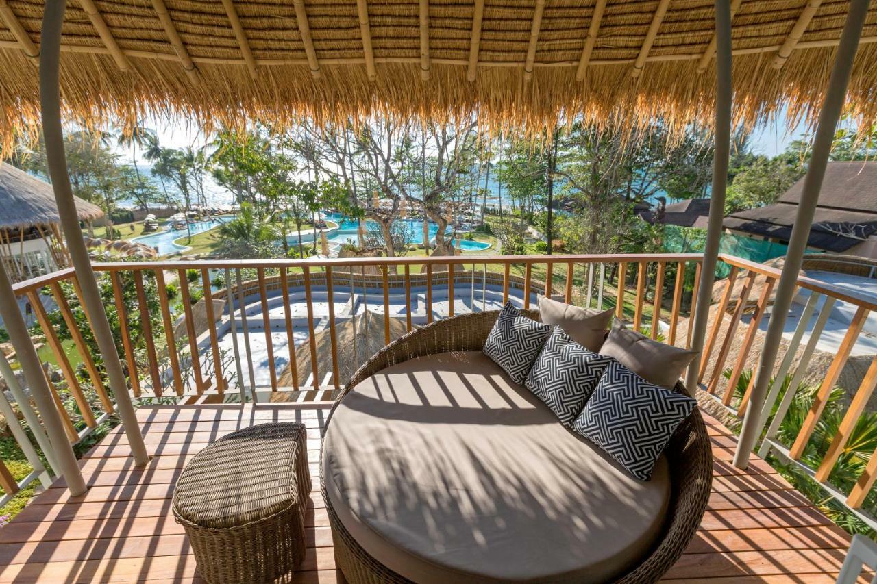 Eden Beach Khaolak Resort And Spa A Lopesan Collection Hotel - Sha Extra Plus Кхаулак Экстерьер фото The view from the balcony of a pool villa at the resort