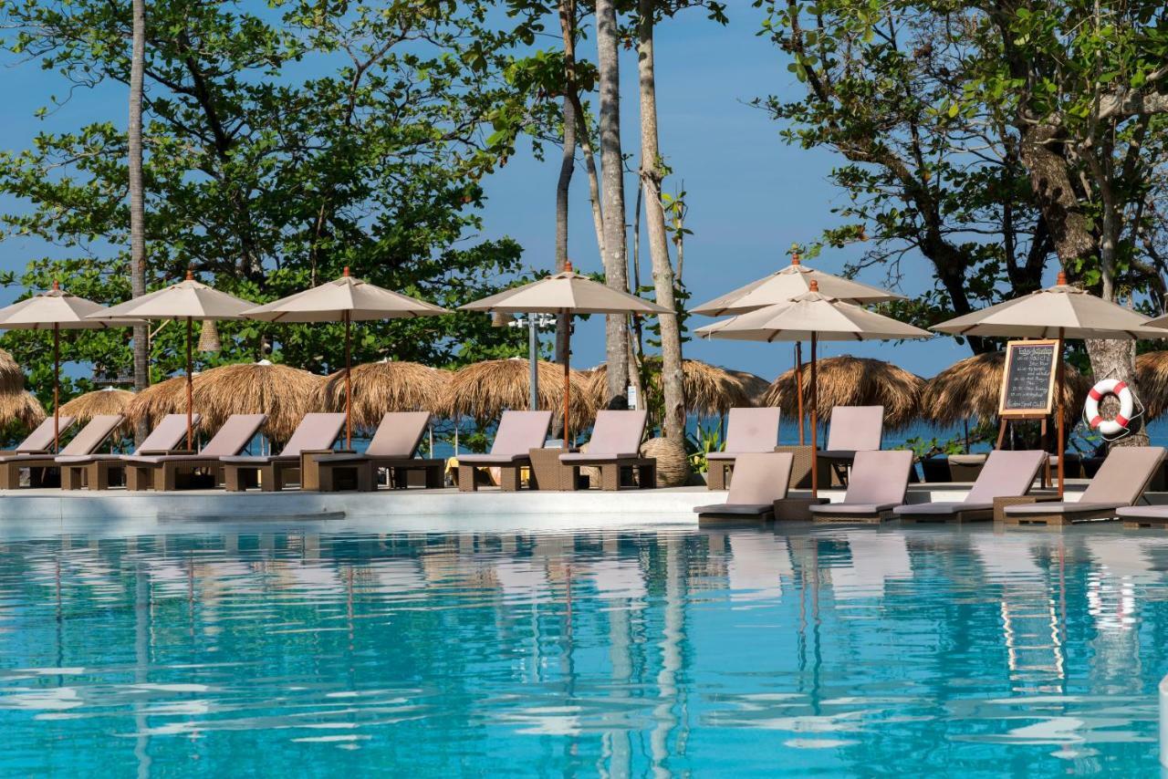 Eden Beach Khaolak Resort And Spa A Lopesan Collection Hotel - Sha Extra Plus Кхаулак Экстерьер фото The swimming pool at the resort