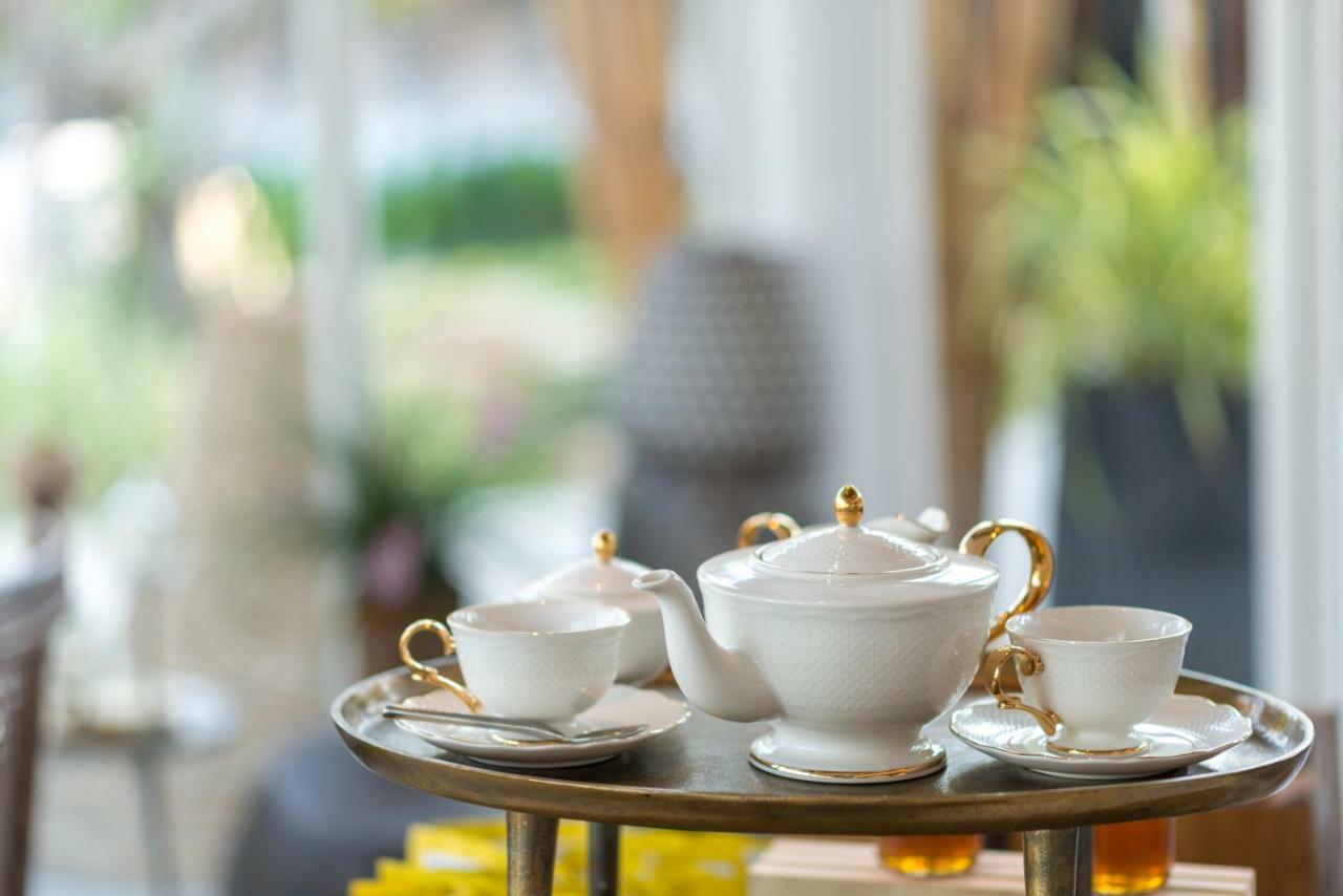 Eden Beach Khaolak Resort And Spa A Lopesan Collection Hotel - Sha Extra Plus Кхаулак Экстерьер фото Tea set